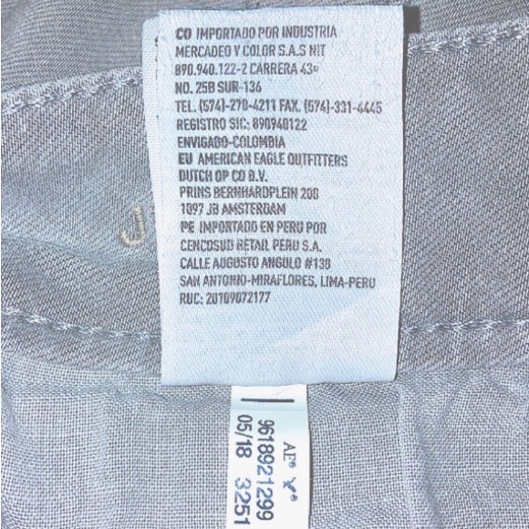 •American Eagle Vintage 90’s factory Distressed, Ripped Jeggings - Picture 10 of 14